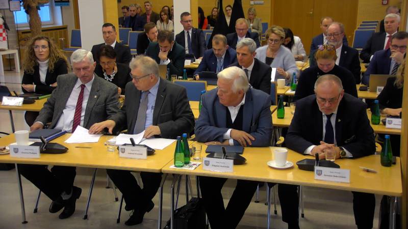 XX SESJA RADY POWIATU W POZNANIU